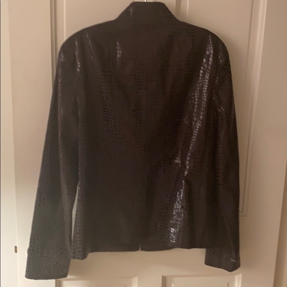 Peck & Peck Faux Leather animal print jacket. - Picture 2 of 5